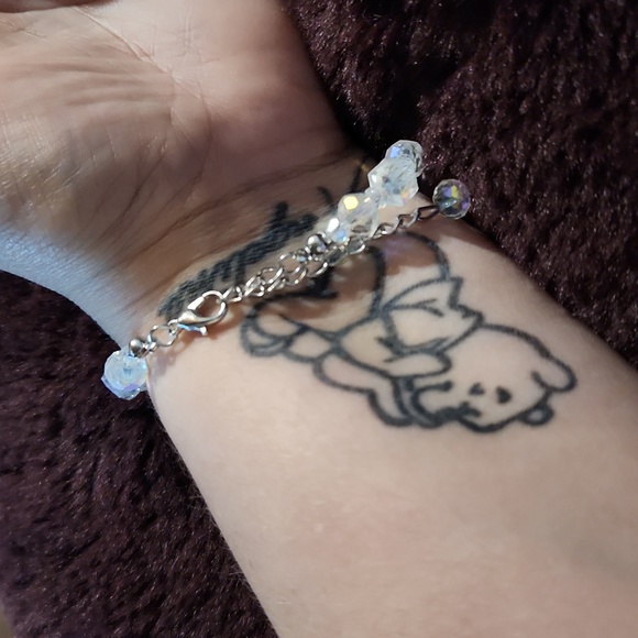 Bracelets - Picture 3 of 3